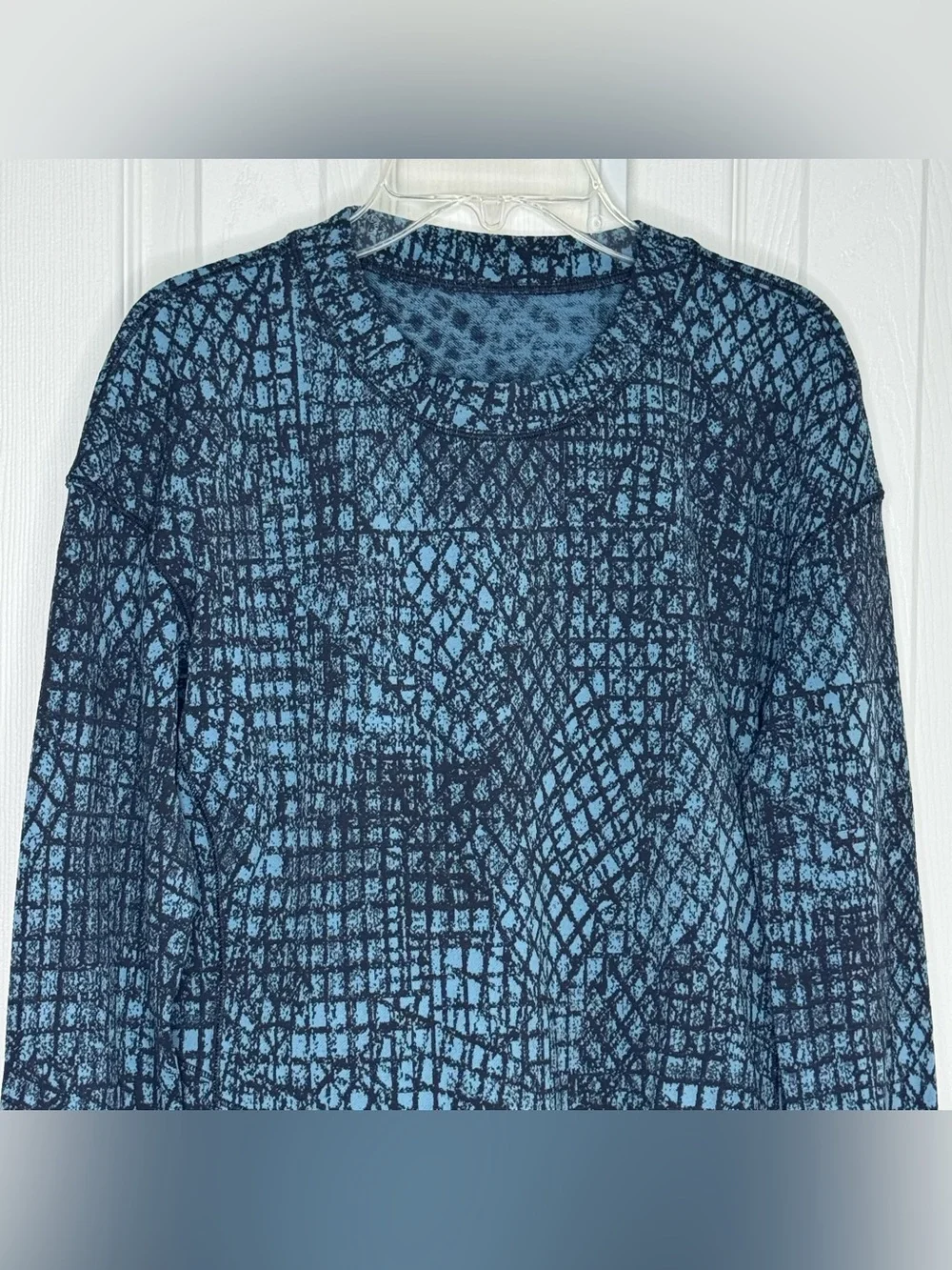Lululemon Close to Crossing Long Sleeve Jacquard Size M